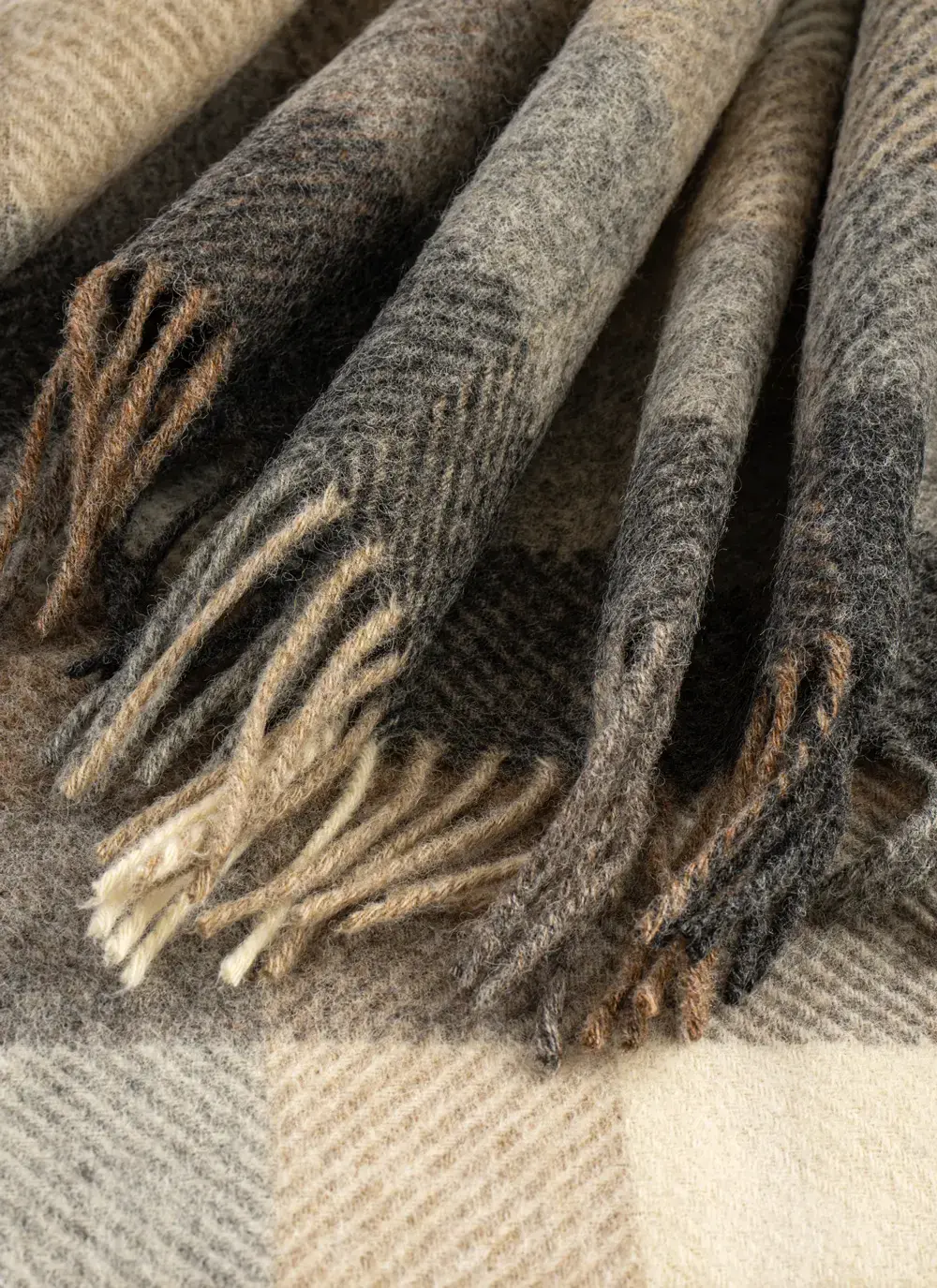 Woodale Natural Highland Wool Throw